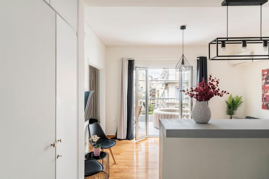 2Bdr Boutique Full Apt In Plaka Афины Экстерьер фото