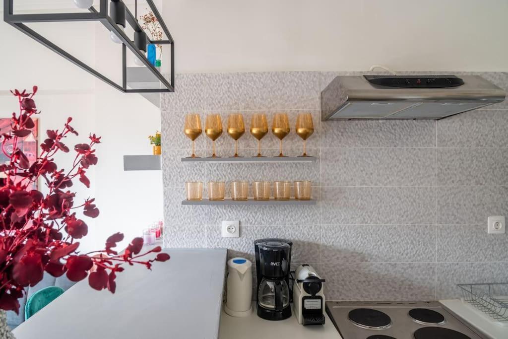 2Bdr Boutique Full Apt In Plaka Афины Экстерьер фото